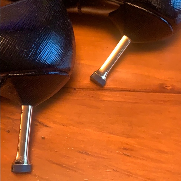 Prada heels - Picture 6 of 6